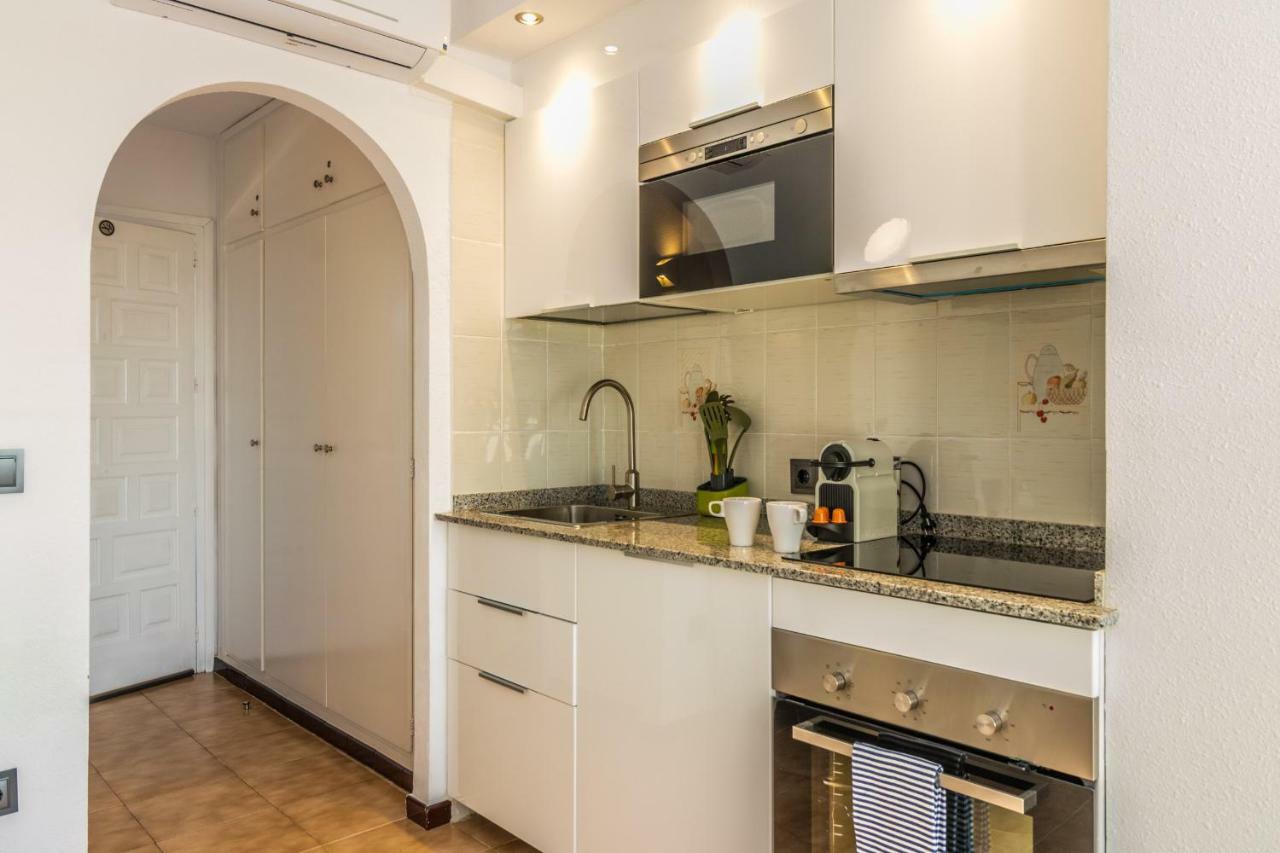 Holidays Penthouse Vues Panoramiques Sur Le Port Naval,Un Sejour Elegant Assure " Wifi Parquing Gratuit Roses Zewnętrze zdjęcie