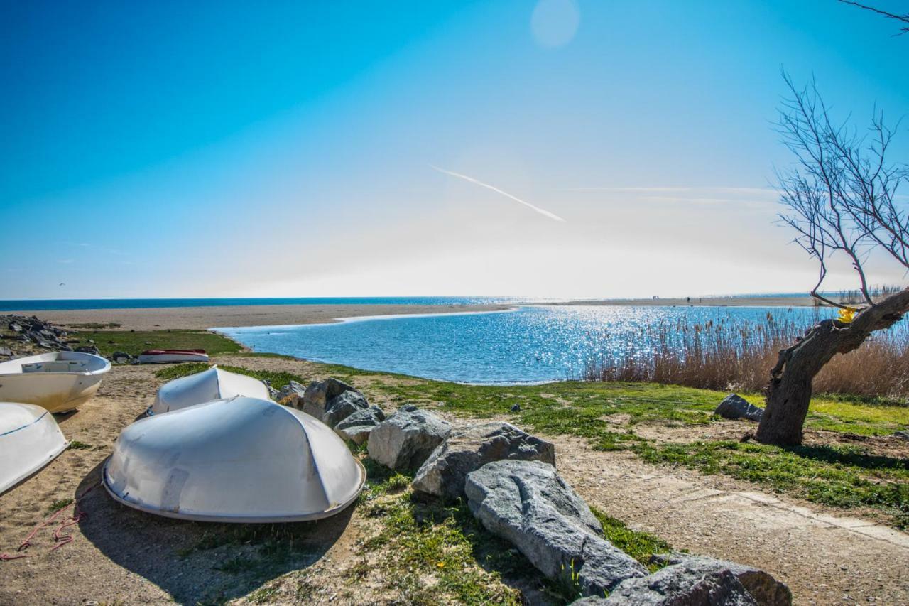 Holidays Penthouse Vues Panoramiques Sur Le Port Naval,Un Sejour Elegant Assure " Wifi Parquing Gratuit Roses Zewnętrze zdjęcie
